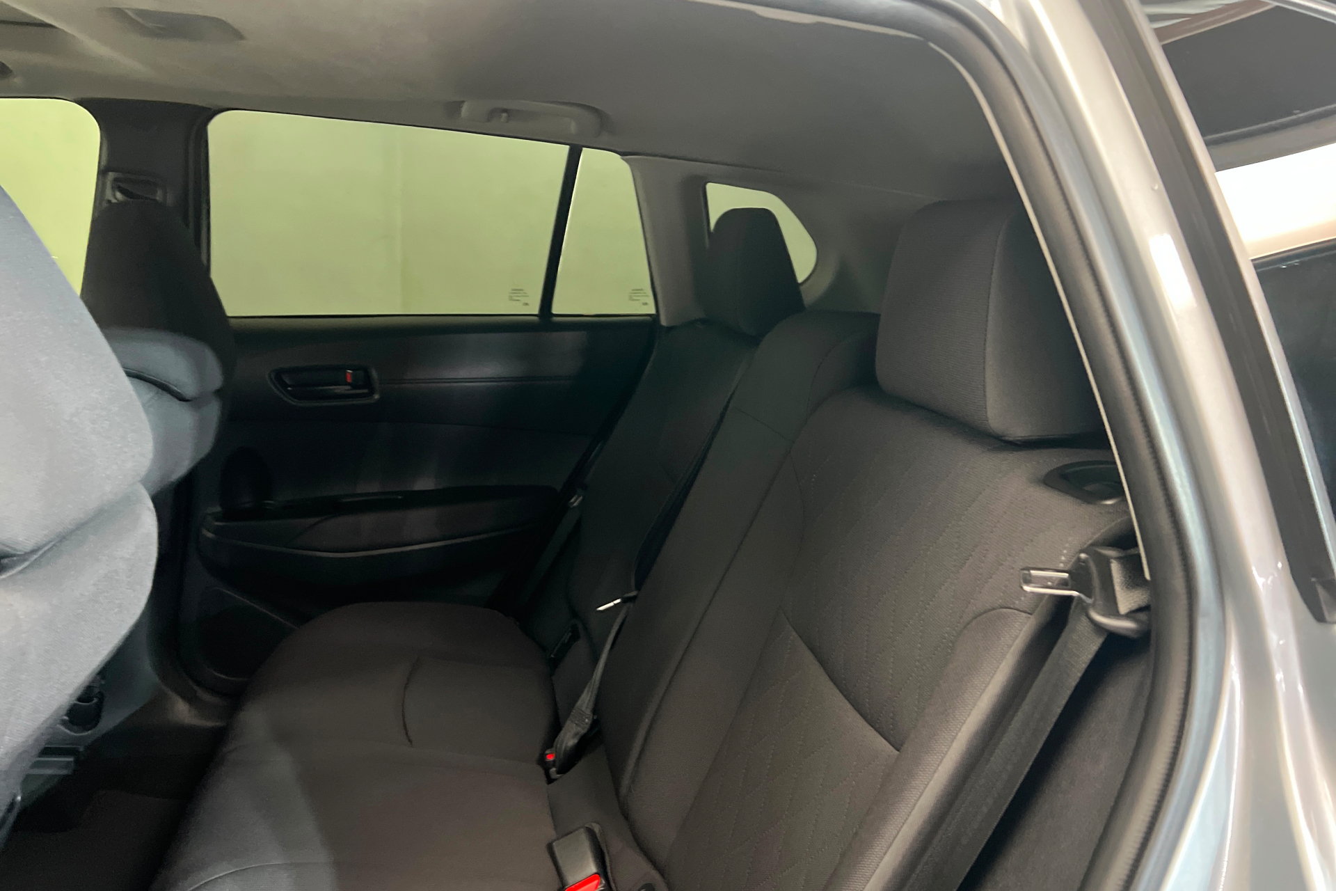 Used 2023 Toyota Corolla Cross LE w/ Moonroof Package FWD image 21