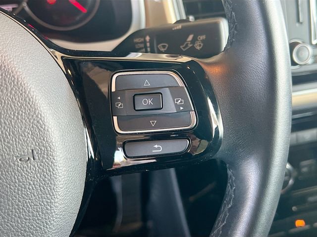 Used 2019 Volkswagen Beetle 2.0T Final Edition SEL image 18