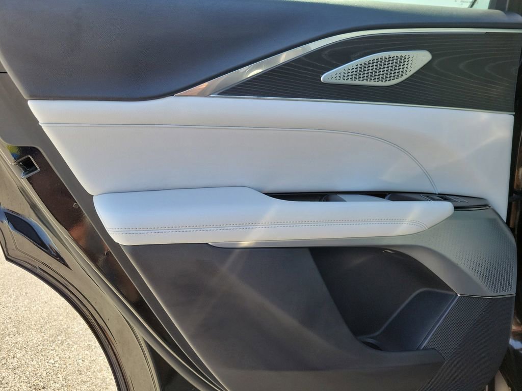 Used 2024 Cadillac Lyriq Sport w/ LPO, Floor Liner Package AWD/4WD image 10