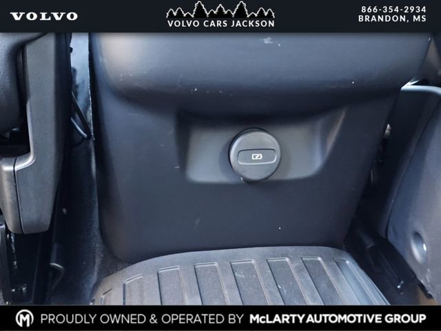 New 2026 Volvo XC60 B5 Plus w/ Protection Package Premier image 18