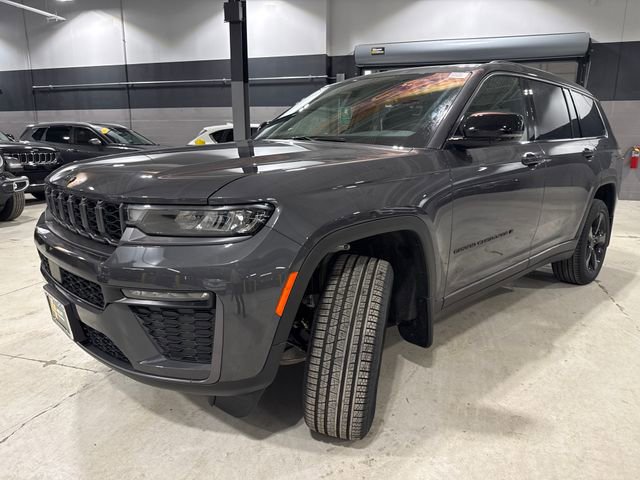 New 2026 Jeep Grand Cherokee L Limited w/ Limited Altitude Package AWD/4WD image 3