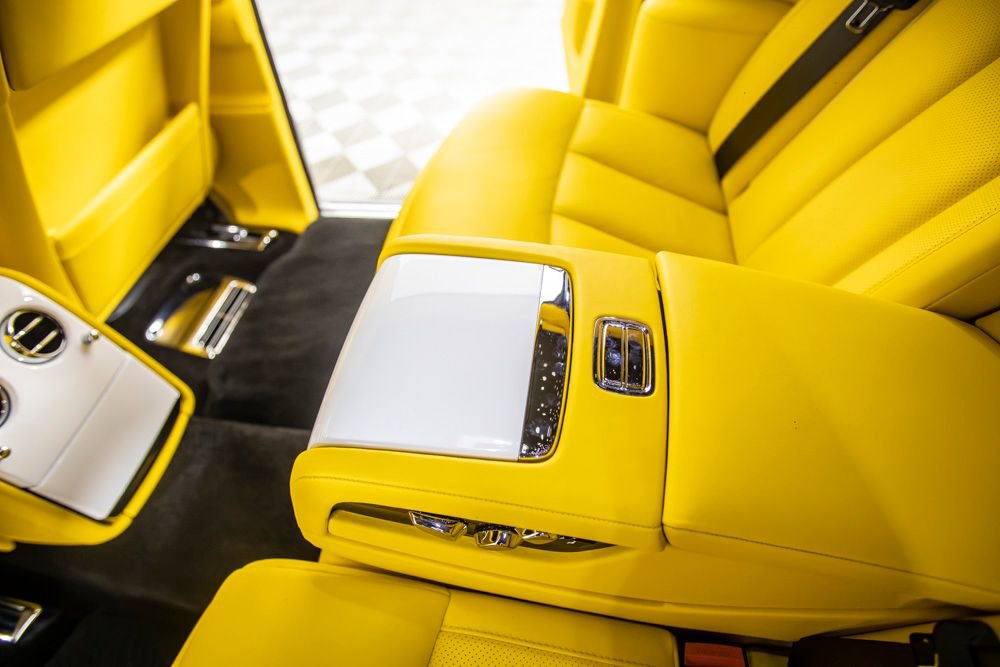 Used 2018 Rolls-Royce Phantom Sedan image 29