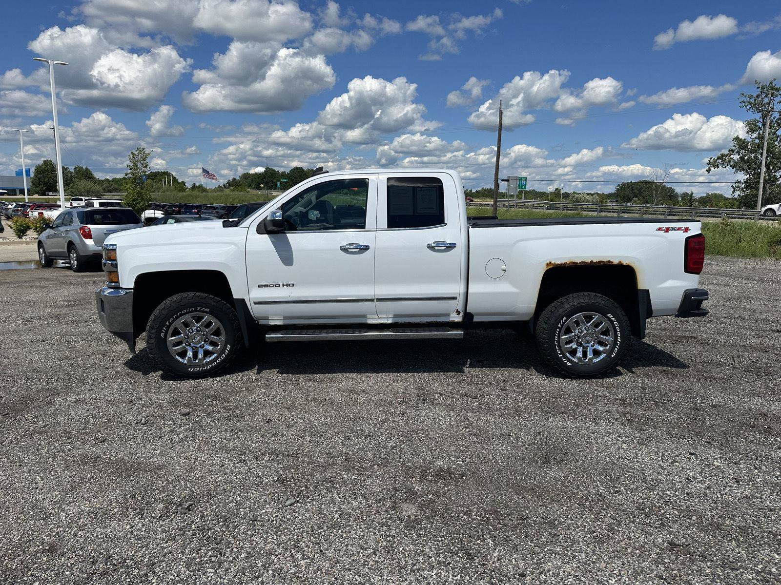 Used 2016 Chevrolet Silverado 2500 LTZ AWD/4WD image 11