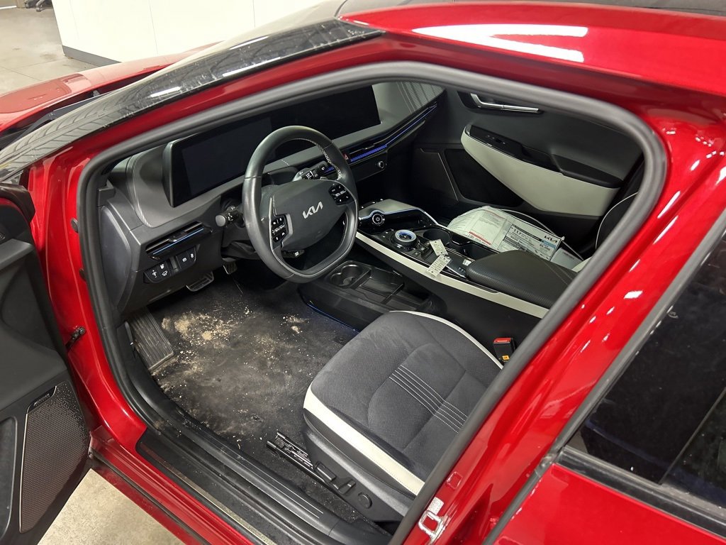 Used 2023 Kia EV6 GT-Line w/ GT-Line Suede Seat Package image 2