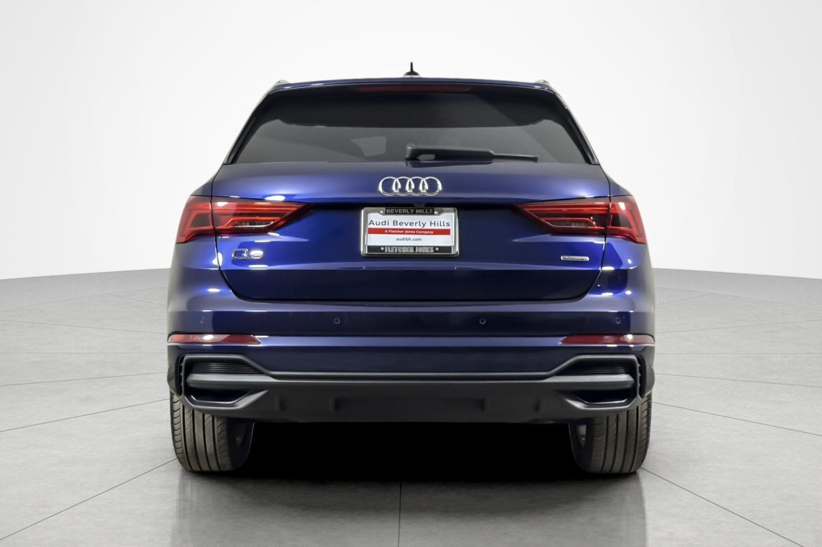 Used 2025 Audi Q3 2.0T Premium Plus AWD/4WD image 4