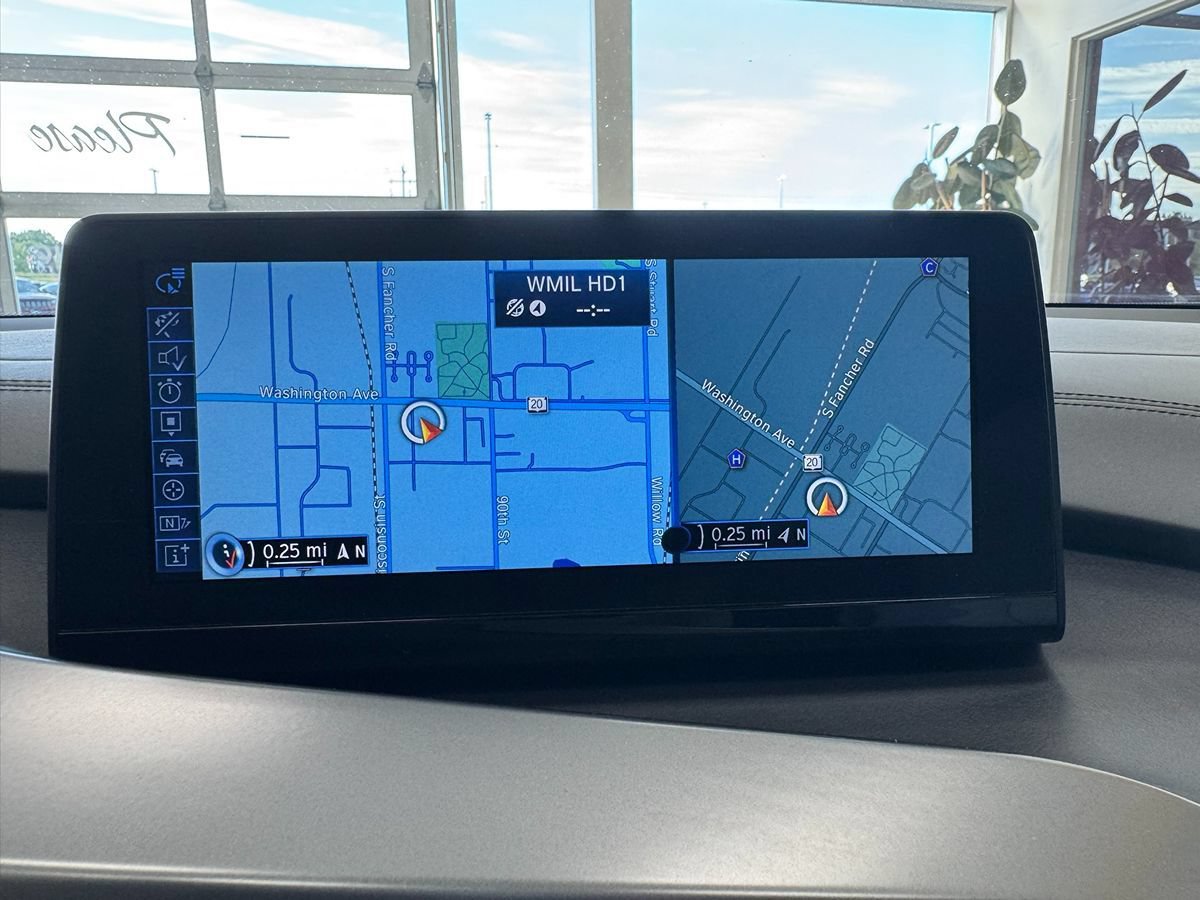 Used 2016 BMW i8 AWD/4WD image 29