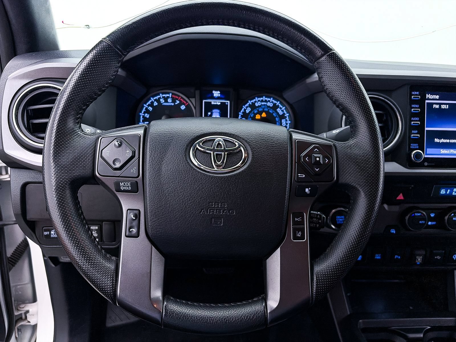 Used 2021 Toyota Tacoma TRD Off-Road w/ Technology Package RWD image 30
