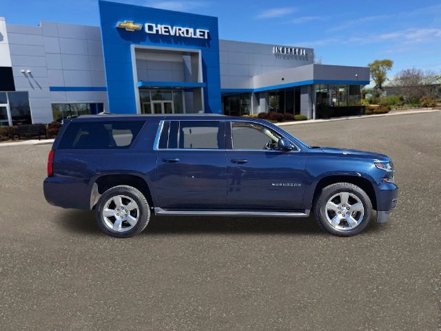 Used 2018 Chevrolet Suburban LT AWD/4WD image 27