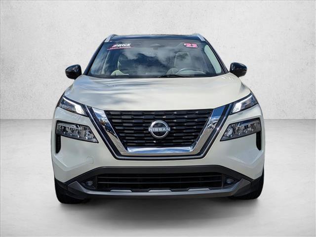 Used 2022 Nissan Rogue SL image 2