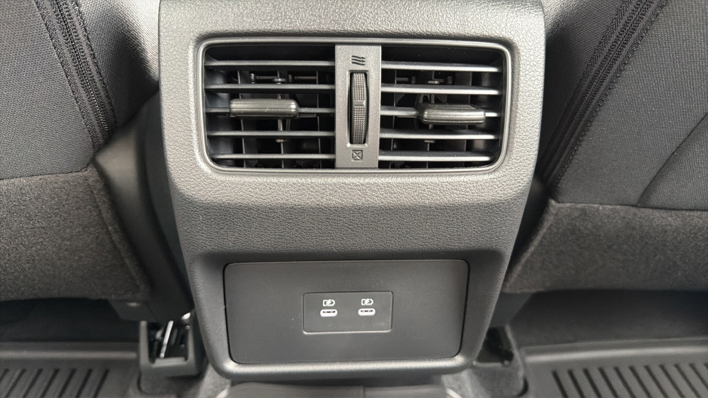 New 2026 Nissan Rogue SV w/ Cold Weather Package AWD/4WD image 17