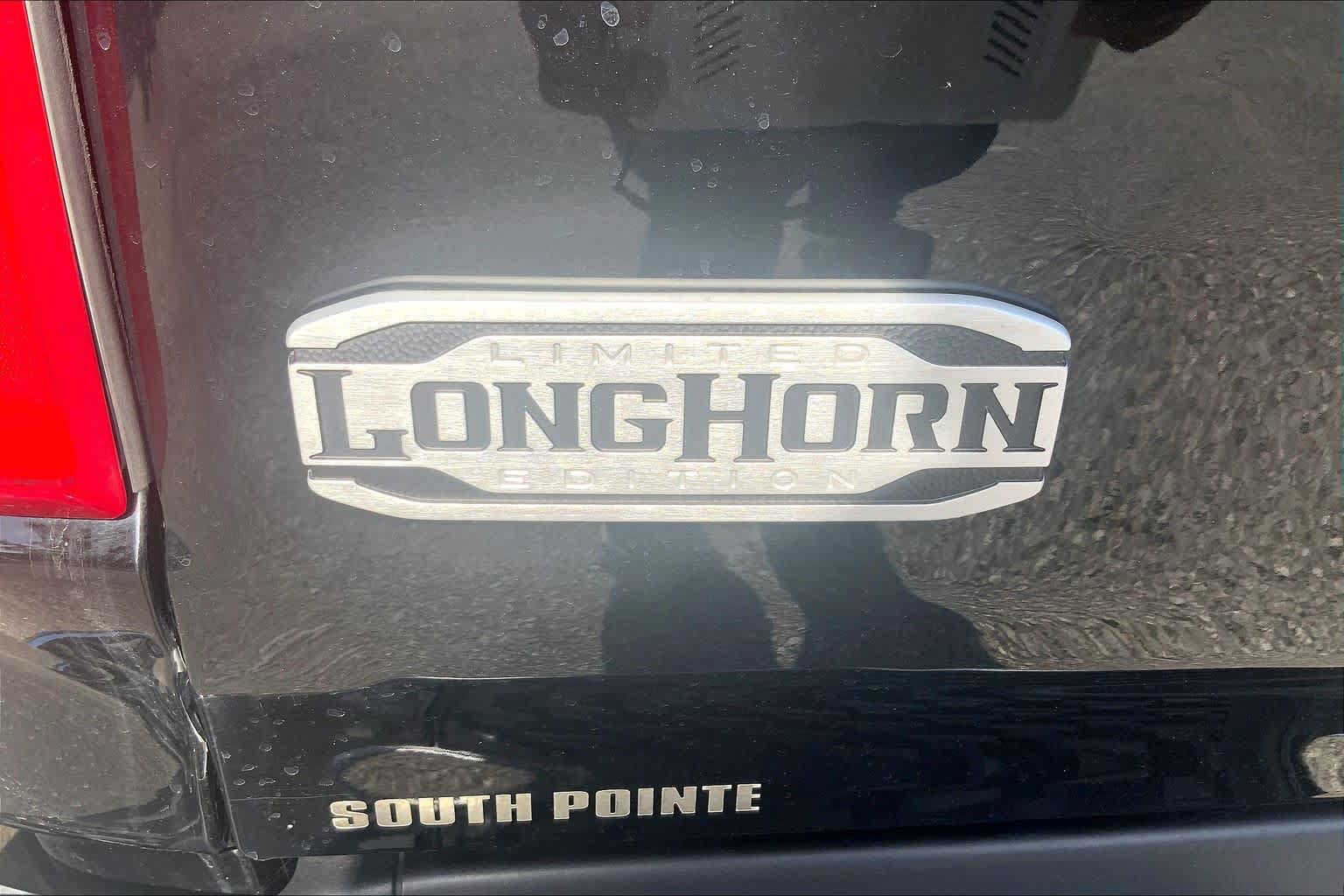 Used 2025 RAM 1500 Limited AWD/4WD image 10