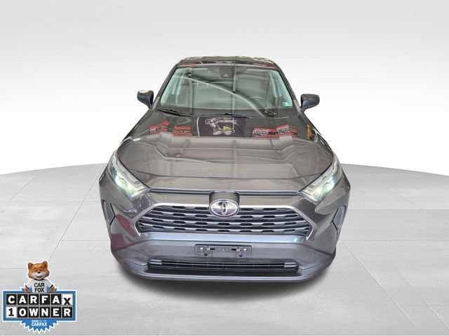 Used 2023 Toyota RAV4 LE AWD/4WD image 4