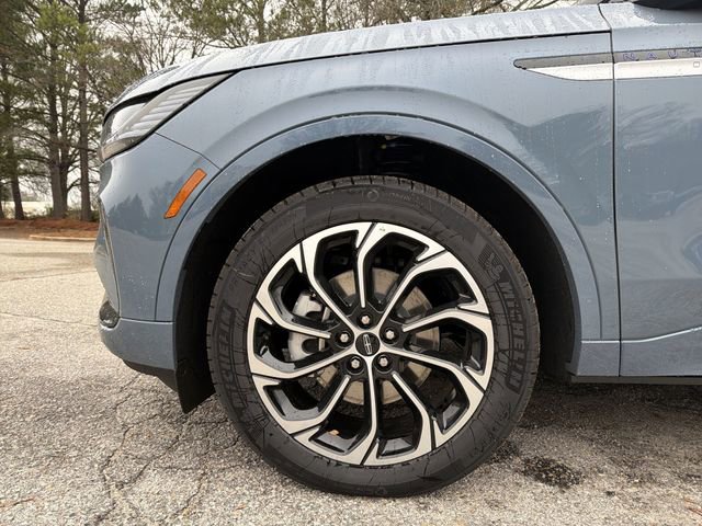 New 2026 Lincoln Nautilus Reserve AWD/4WD image 10