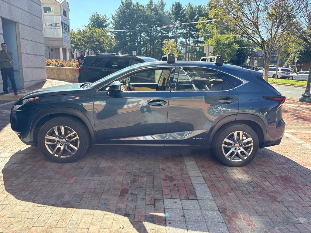 Used 2015 Lexus NX 300h AWD w/ Luxury Package image 6