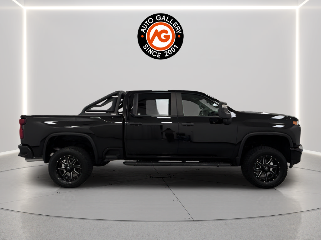Used 2022 Chevrolet Silverado 2500 Custom w/ Custom Convenience Package AWD/4WD image 8