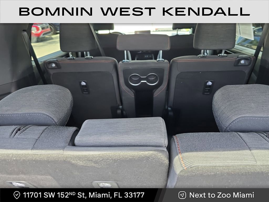 Used 2023 Honda Pilot Sport image 8