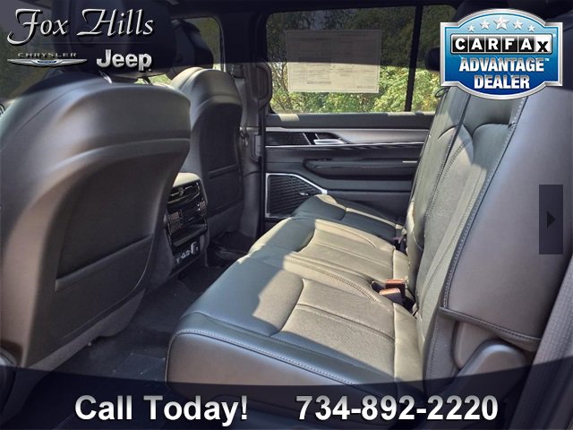 New 2025 Jeep Wagoneer Series II image 12