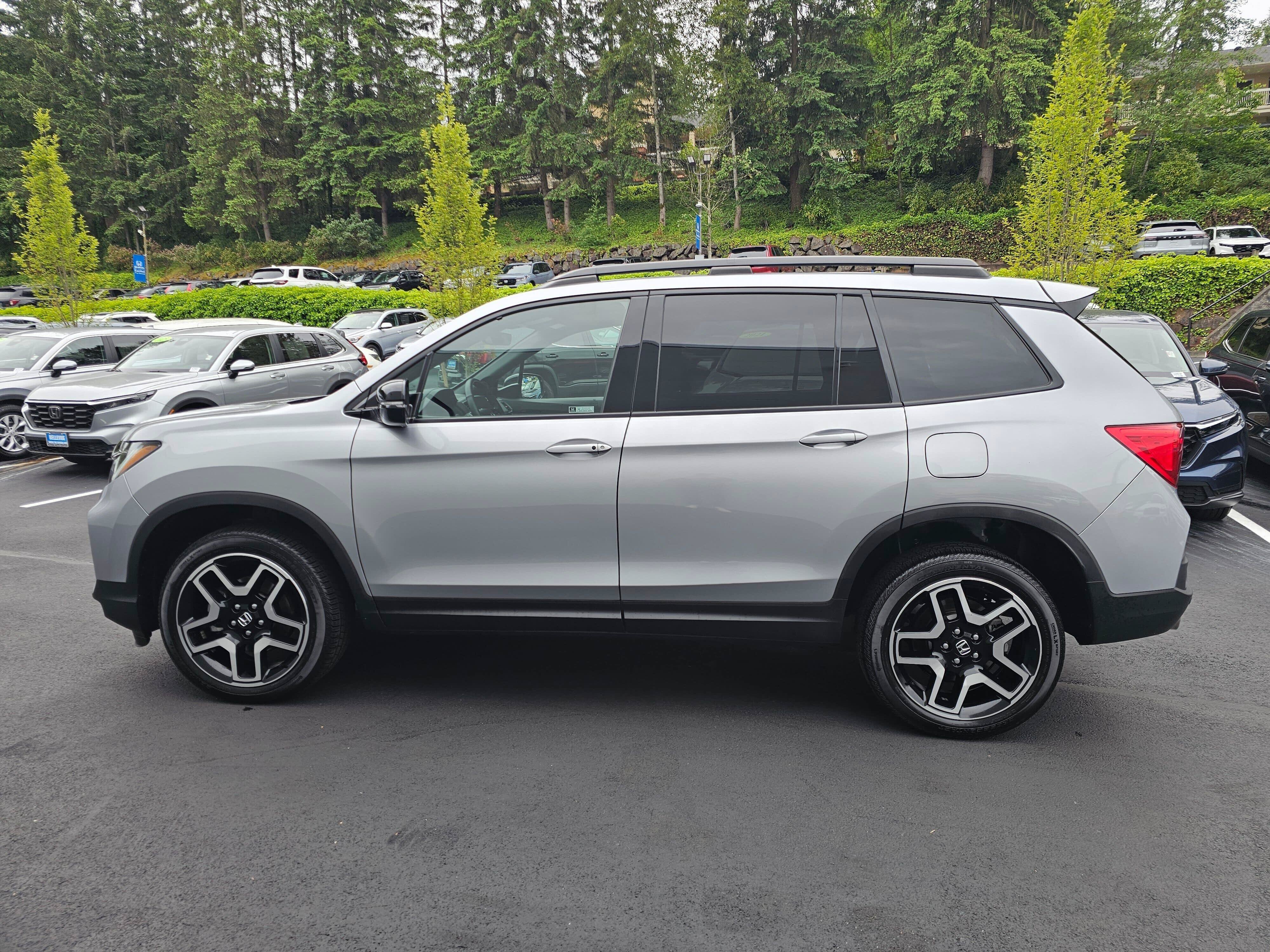 Used 2023 Honda Passport Elite image 4