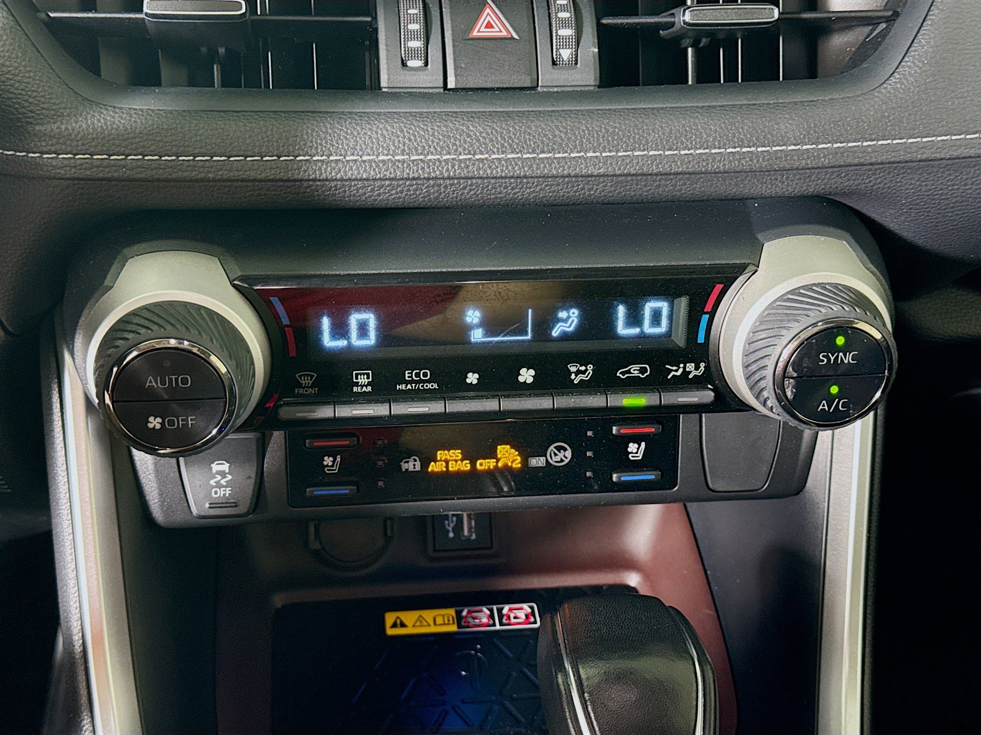 Used 2023 Toyota RAV4 Limited AWD/4WD image 17