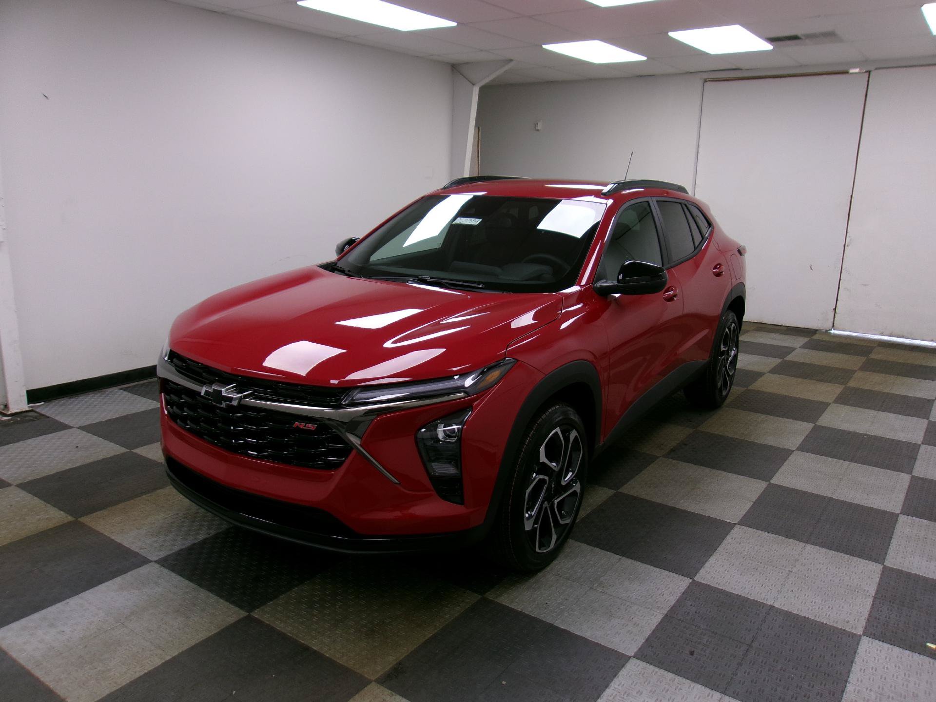 New 2026 Chevrolet Trax RS w/ Driver Confidence Package FWD image 1