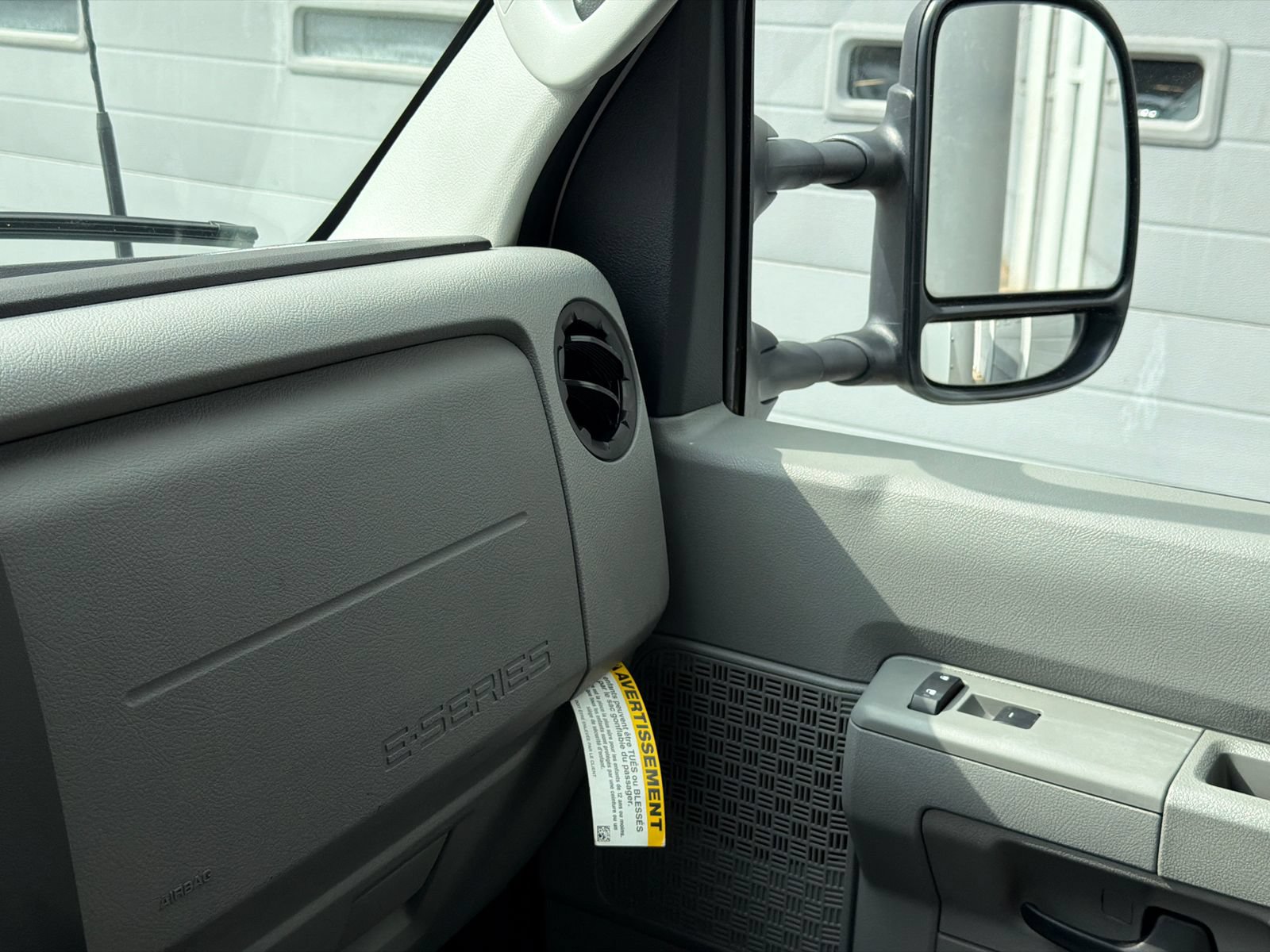 Used 2023 Ford E-350 and Econoline 350 Super Duty w/ Power Windows & Locks Group RWD image 31
