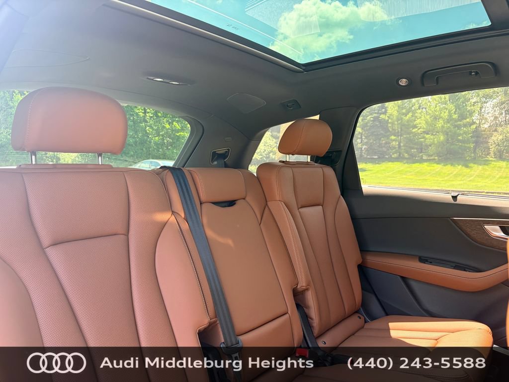 Used 2026 Audi Q7 2.0T Premium Plus w/ Premium Plus Package AWD/4WD image 33