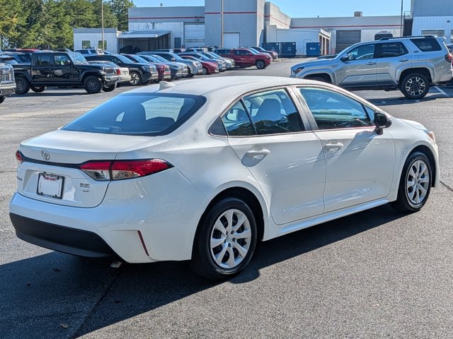 Used 2024 Toyota Corolla LE FWD image 7