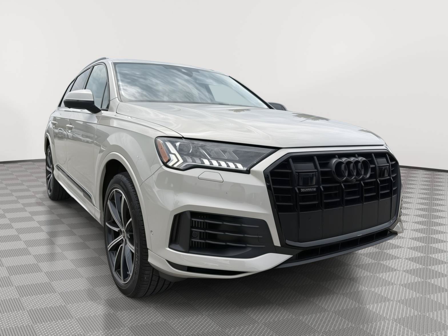 Certified 2023 Audi Q7 3.0T Premium Plus w/ Premium Plus Package AWD/4WD image 7