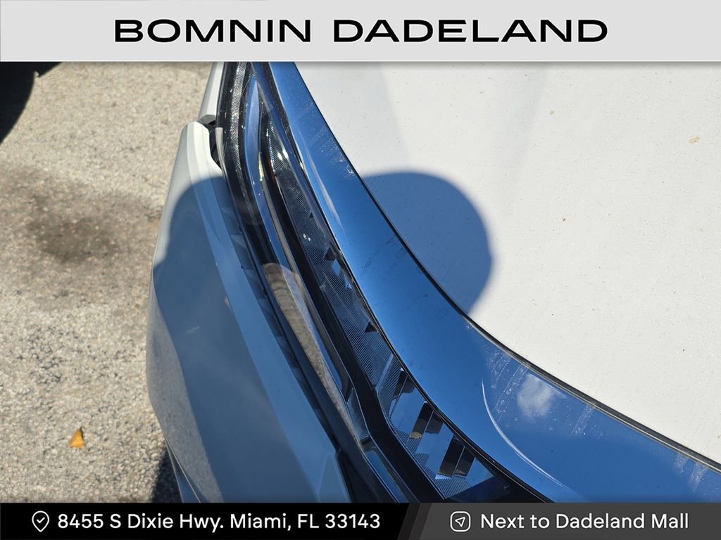 Used 2023 Honda Odyssey Elite image 12