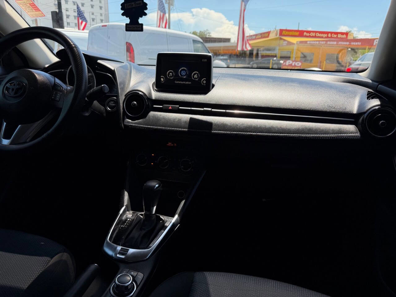 Used 2018 Toyota Yaris iA FWD image 10