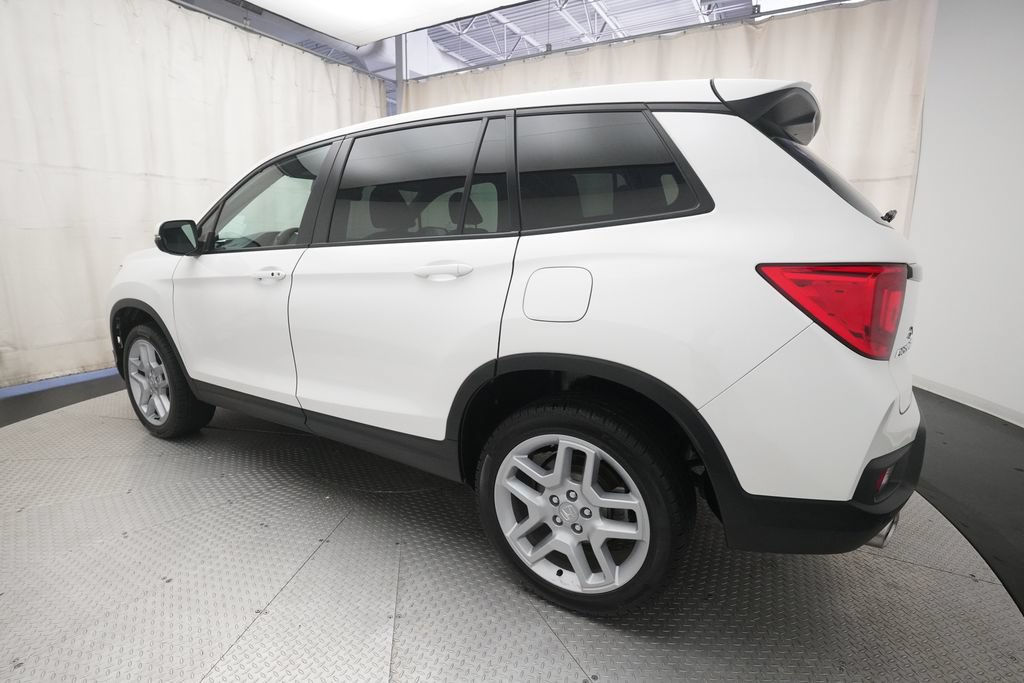 Certified 2025 Honda Passport EX-L image 34