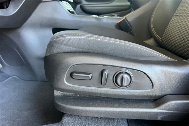 Used 2021 GMC Terrain SLE w/ Driver Convenience Package image 13