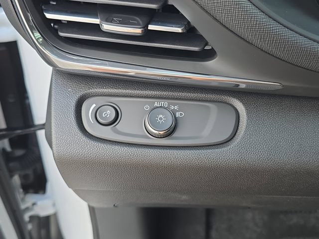New 2026 Buick Envista Sport Touring FWD image 22