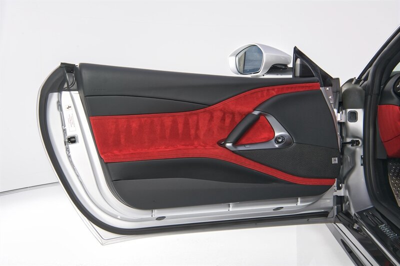 Used 2023 Ferrari 812 GTS RWD image 20