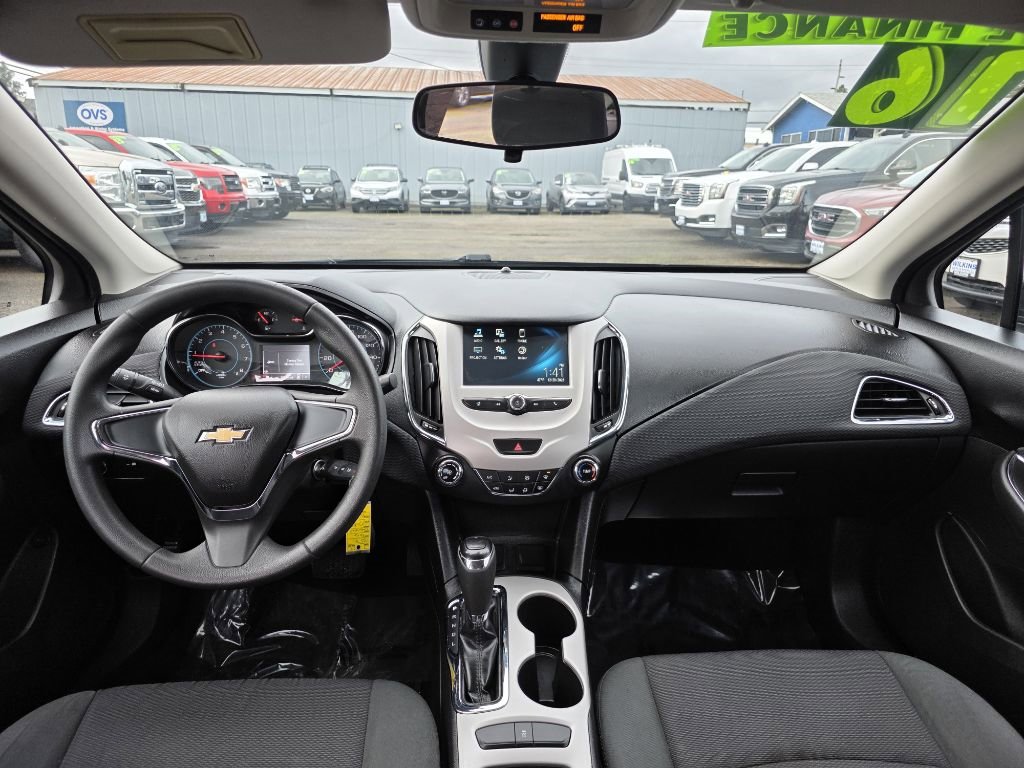 Used 2016 Chevrolet Cruze LS image 10