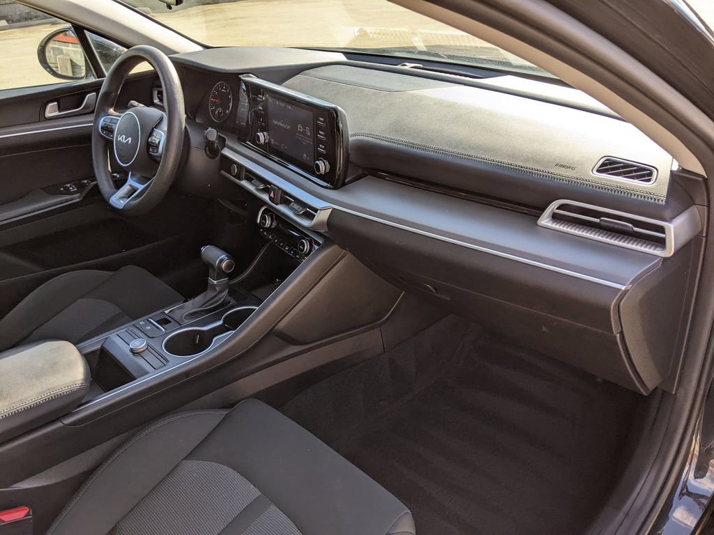 Used 2022 Kia K5 LXS image 20