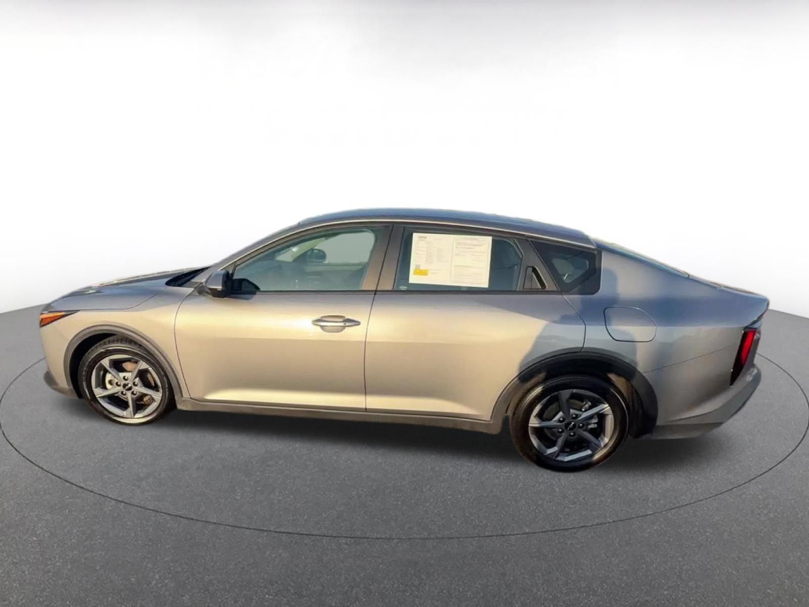 Used 2025 Kia K4 FWD image 8