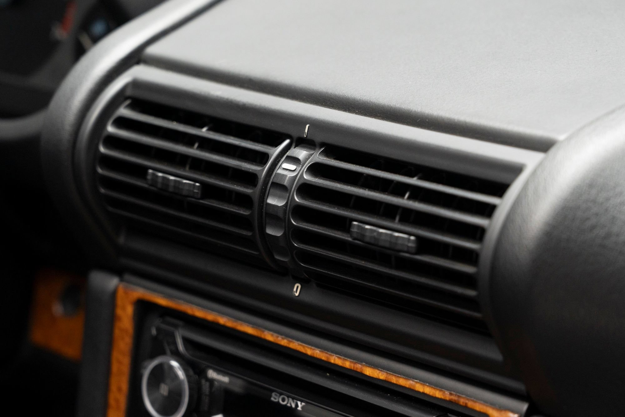 Used 1997 BMW Z3 1.9 RWD image 35