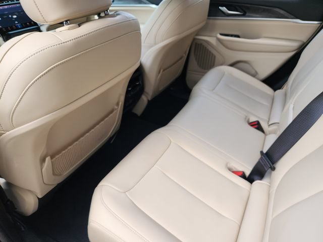 Certified 2023 Jeep Grand Cherokee Limited RWD image 29