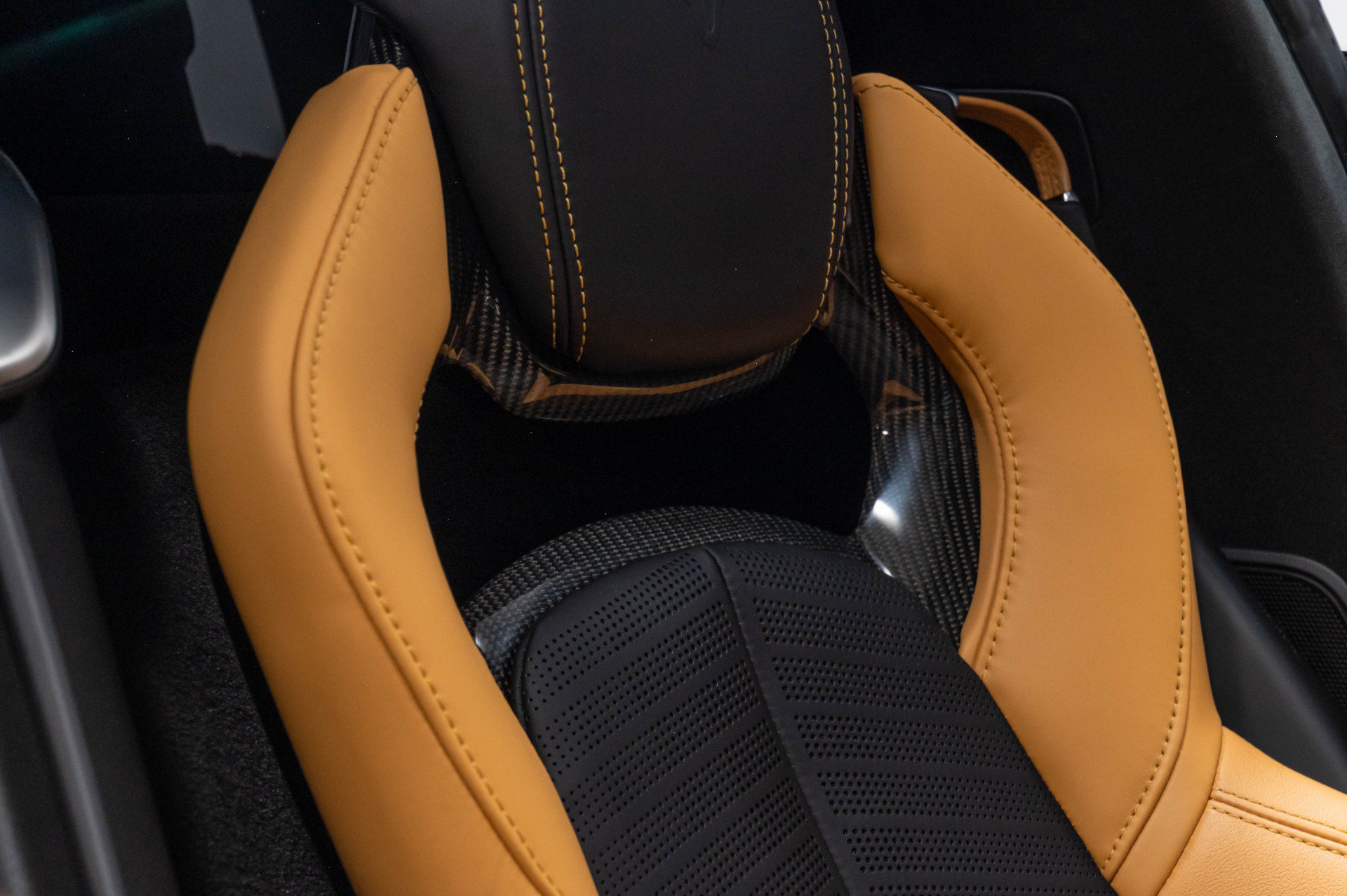 Used 2022 Chevrolet Corvette Stingray Preferred Cpe w/ Z51 Performance Package RWD image 47