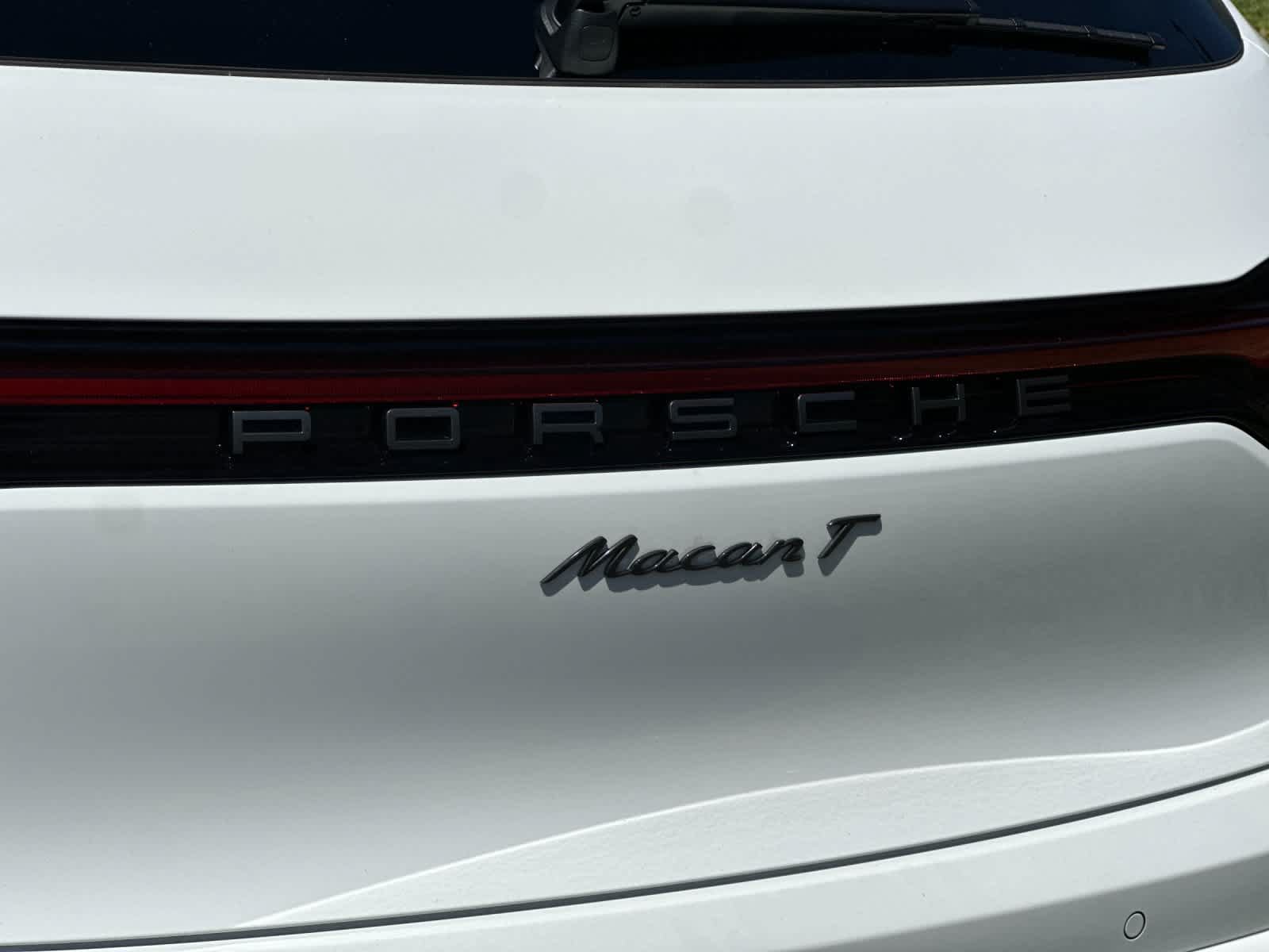 New 2026 Porsche Macan AWD/4WD image 32