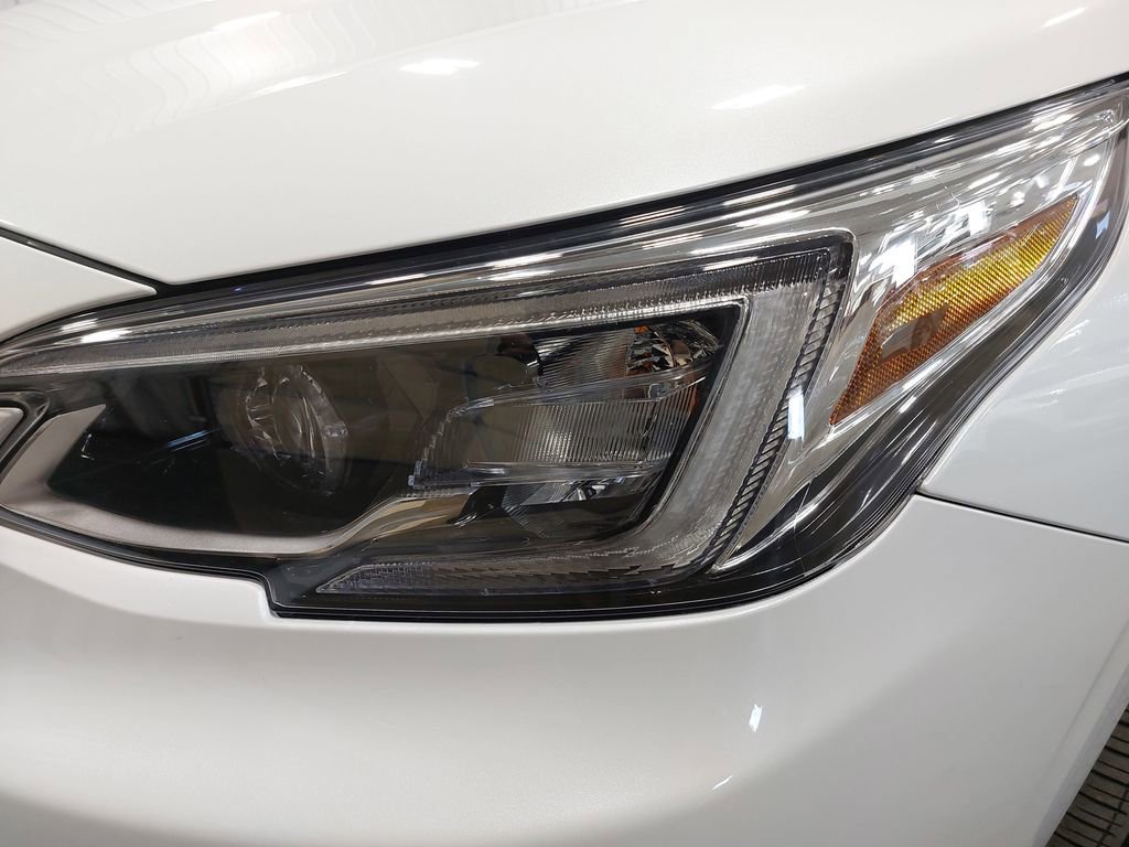 Used 2022 Subaru Legacy Limited image 30