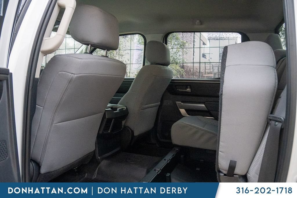 Used 2022 Toyota Tundra SR5 AWD/4WD image 17