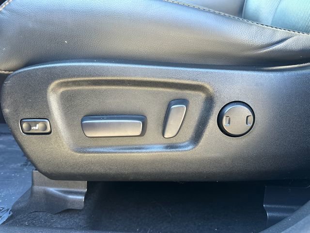 Used 2018 Toyota Highlander Limited Platinum image 26