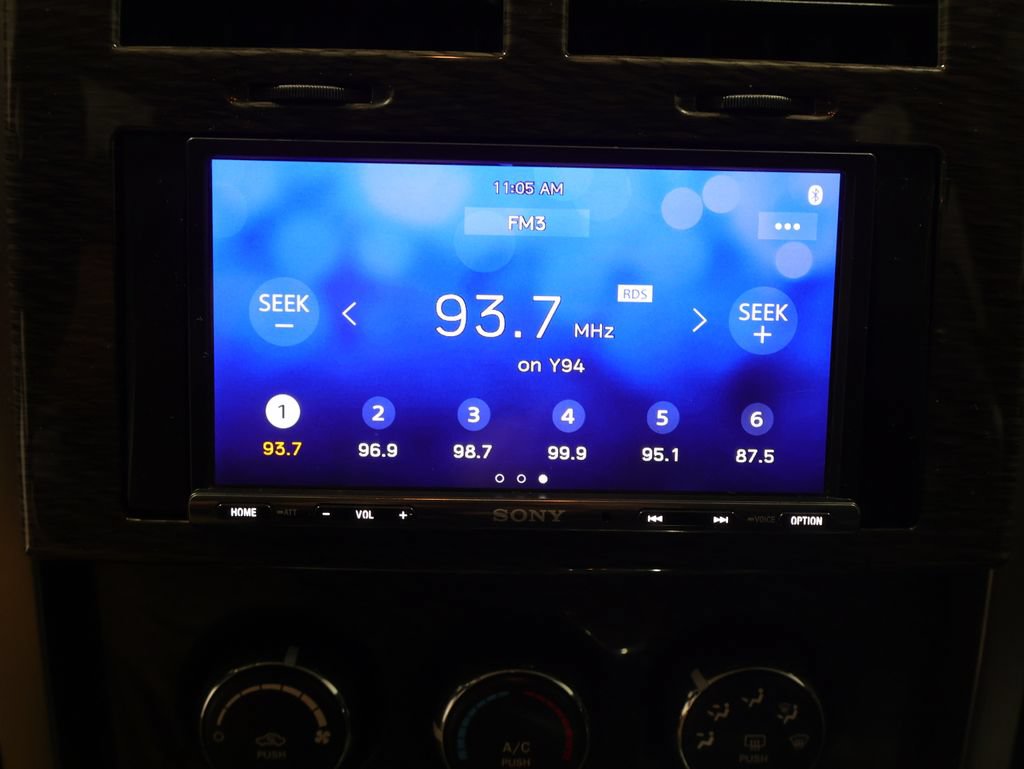 Used 2012 Jeep Liberty Limited Jet w/ Trailer Tow Class III Group AWD/4WD image 24