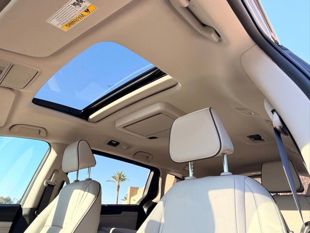 Used 2025 Honda Odyssey Touring image 17