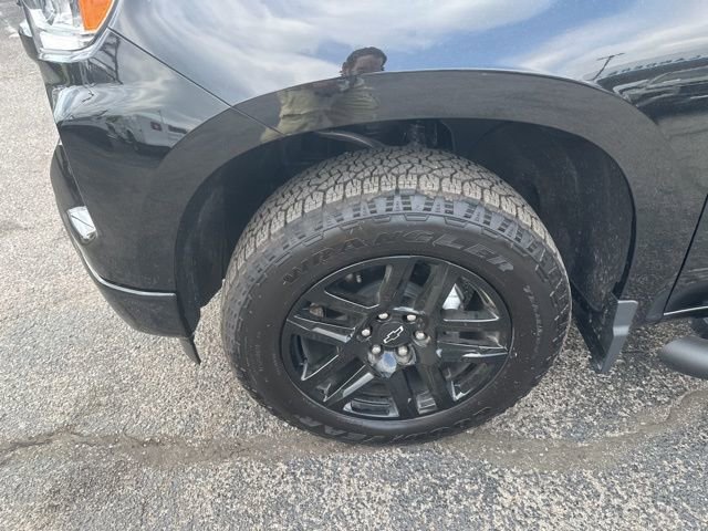 Used 2026 Chevrolet Silverado 1500 RST w/ RST Select Package image 10