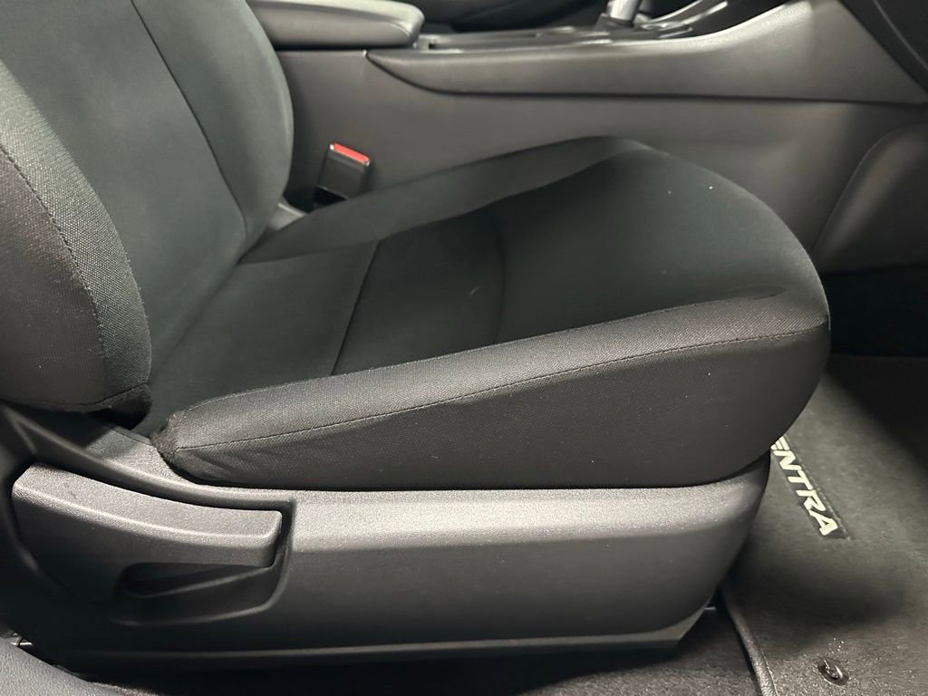 Used 2025 Nissan Sentra S image 50