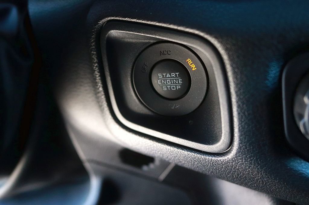 Used 2025 Jeep Wrangler Unlimited Sport AWD/4WD image 22