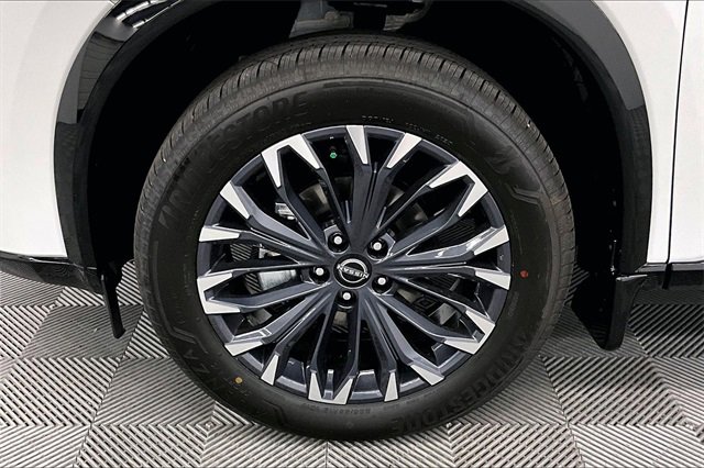 New 2026 Nissan Rogue Platinum w/ Platinum Premium Package image 11